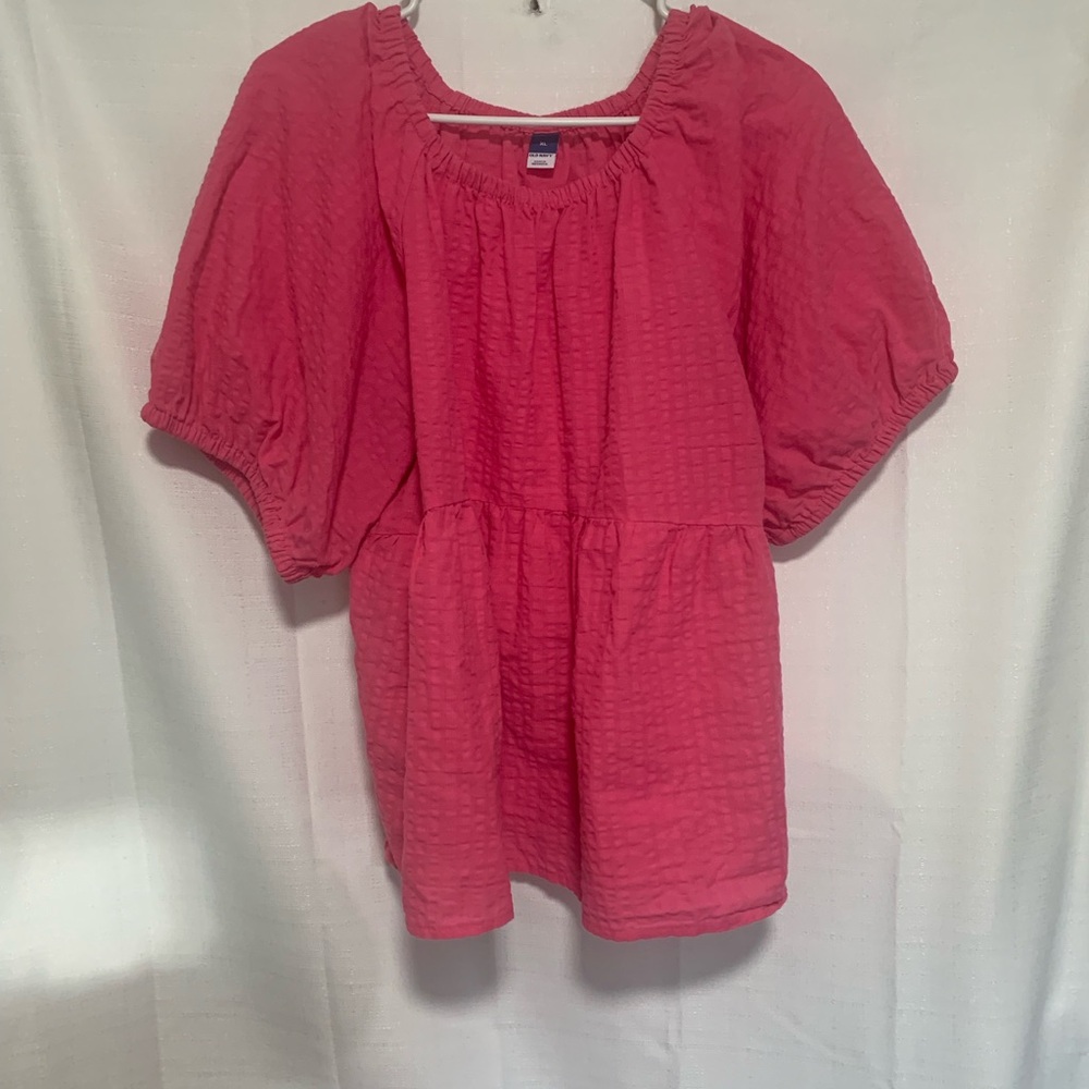 XL Old Navy Vibrant Pink Top! Feminine & Fun!Light-Weight & Comfy for On-the-Go! - Picture 13 of 13